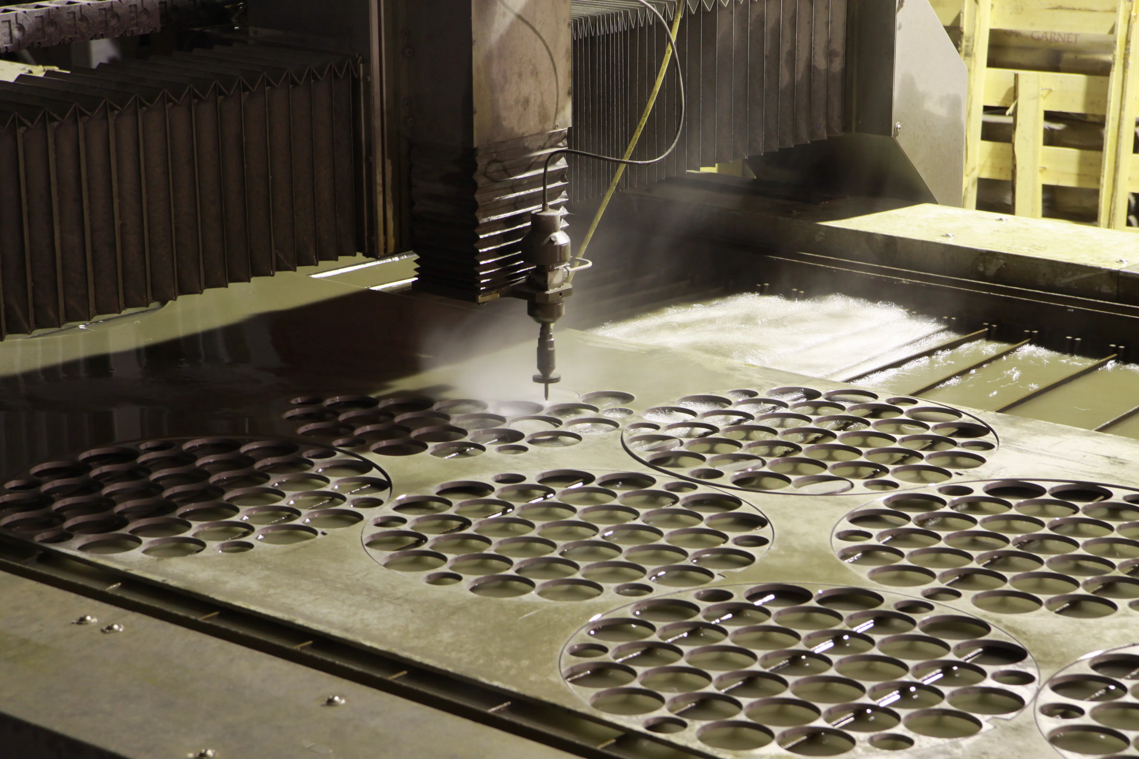 Гидроабразивная резка